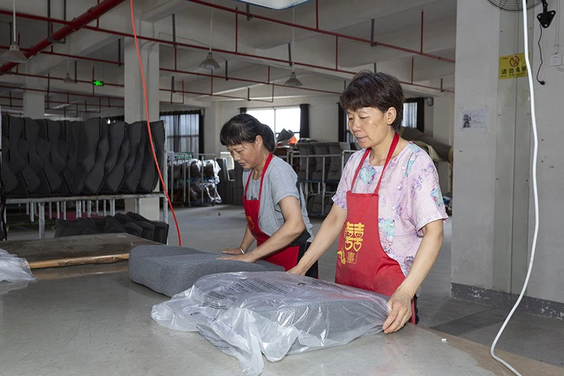 2-2 7 Cleaning and Bagging 2-2 7 Cleaning and Bagging